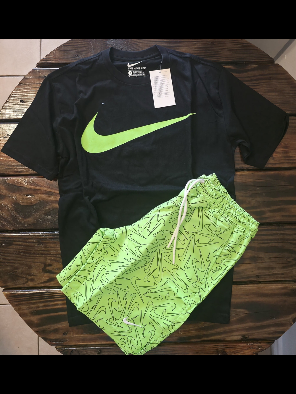 Nike Men’s Neon Green Swim Trunks S-3XL
